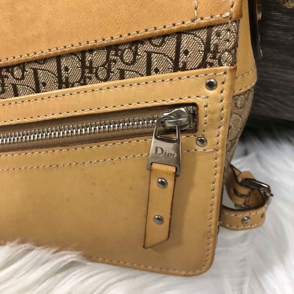 CHRISTIAN DIOR VINTAGE MONO SHOULDER SMALL BAG - Picture 3 of 8